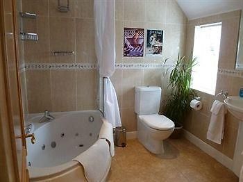 Grove House B And B Solihull Luaran gambar